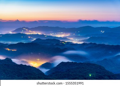  Beautiful Sunrise Scenery Of  Mountains In New Taipei City,Taiwan