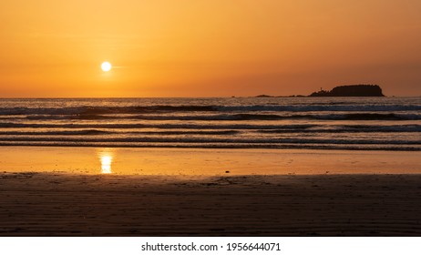 A beautiful sunset on the beach in Tofino