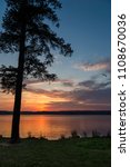 Beautiful sunset on Lake Guntersville, Alabama