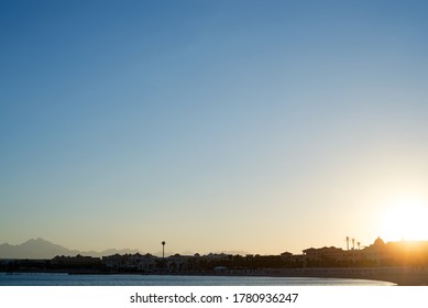 Beautiful Sunset Or Sunrise On A Seacoast.