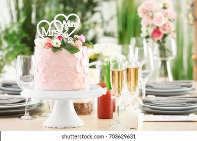 Beautiful Table Served For Lesbian Wedding