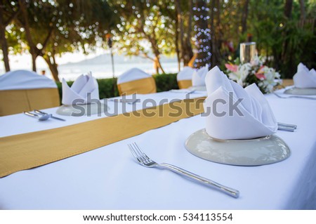 Beautiful table setting for dinner.