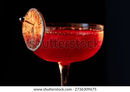 Beautiful texture on a cosmopolitan using reg edible glitter and and a dehydrated lime wheel