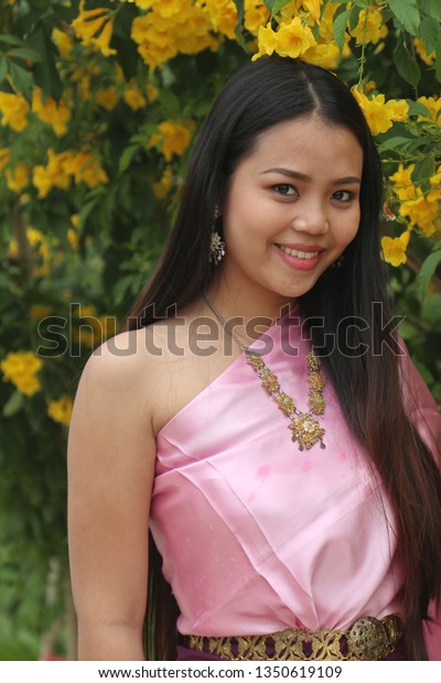 Beautiful Thai Woman Traditional Dress Stock Photo 1350619109 ...