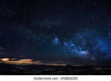 Beautiful Tonglu, a small hill station in Darjeeling at night time with sky and stars