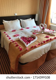 Rose Petals On Bed Hd Stock Images Shutterstock