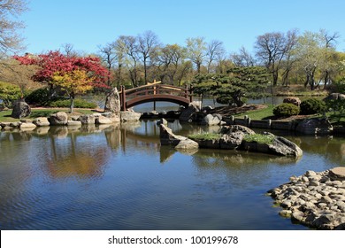 Beautiful And Tranquil Osaka Japanese Garden In Chicago