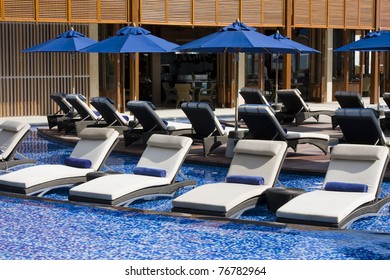 12,577 Luxury sun lounger Images, Stock Photos & Vectors | Shutterstock