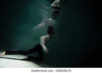 33,286 Refraction water Stock Photos, Images & Photography | Shutterstock