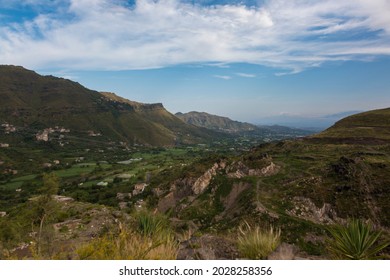 Beautiful Veiw In Ibb Government, Yemen. Yemen Landscape View For Tourism. Yemen Mountains. Yemen Nature.