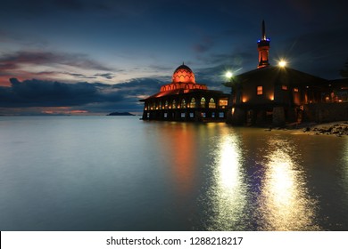 Masjid Terapung Kuala Perlis High Res Stock Images Shutterstock