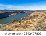 Beautiful view of the Lake Billy Chinook in the Cove Palisades State Park in Oregon