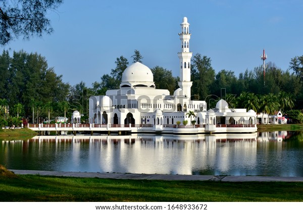 Beautiful View Masjid Tengku Tengah Zaharah Stock Photo Edit Now 1648933672