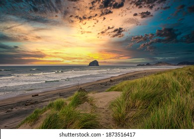 Beautiful View Of The Oregon Beach At Sunset