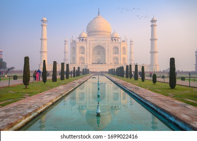 Beautiful view of Taj Mahal in the Indian city of Agra, Uttar Pradesh, India