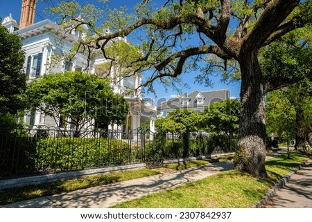 Beautiful vintage luxury homes along Saint Charles Avenue in New Orleans, Louisiana