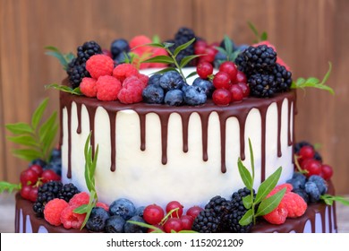2 tier images stock