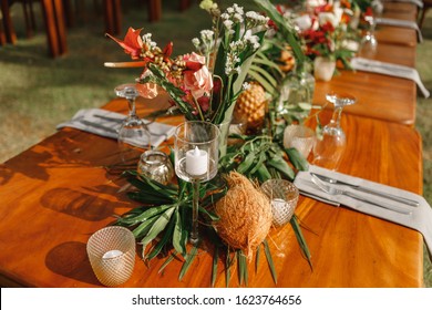 Tropical Wedding Table Setting Images Stock Photos Vectors Shutterstock