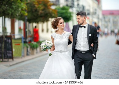 Beautiful Wedding Photos In Summer