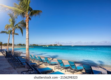 The Beautiful Western Esplanade Beach At Nassau, Bahamas, With Calm, Turquoise Sea And Palm Trees Without People