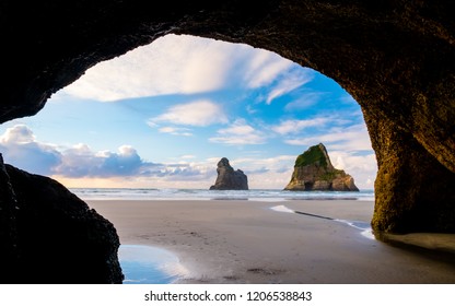 1,194 Wharariki Beach Images, Stock Photos & Vectors | Shutterstock