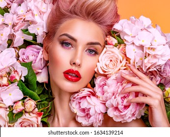 5,014,959 Beautiful bouquet Images, Stock Photos & Vectors | Shutterstock