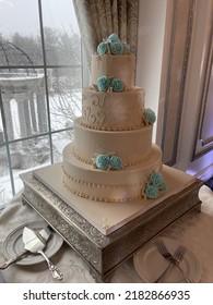 Beautiful White Winter Wedding Cake