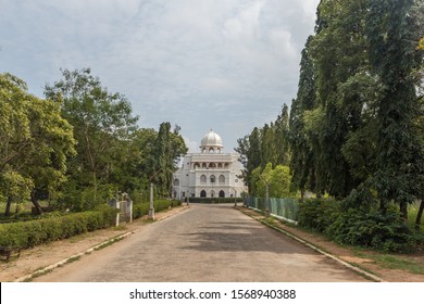 Beautiful Wide Open Natural Landscape View Seen With Huge Green Palm Trees On Each Side Of The Road Gandhi Memorial Museum Madurai Tamil Nadu India