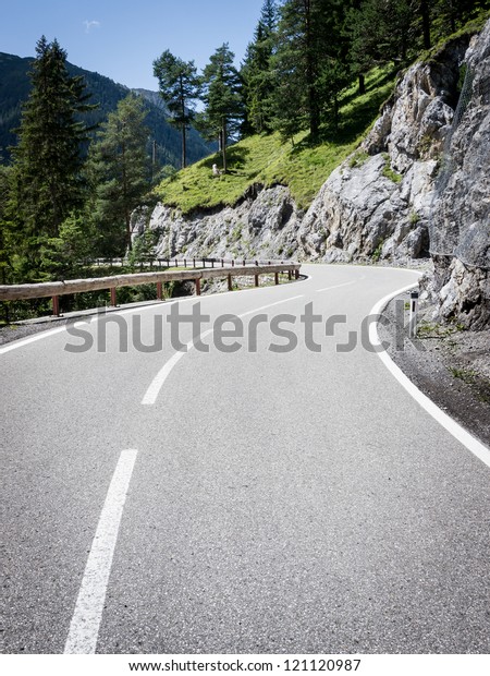 beautiful\
winding road in austria - nice\
background