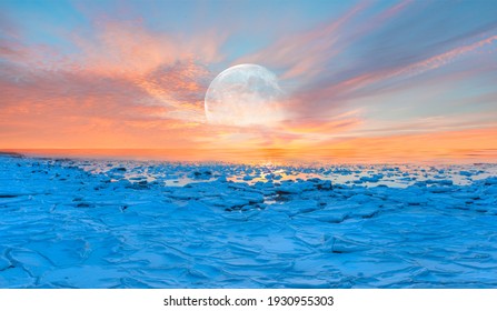 Schöne Winterlandschaft am gefrorenen Meer mit Vollmond bei Sonnenuntergang - Tromso, Norwegen "Elemente dieses von der NASA eingerichteten Bildes"
