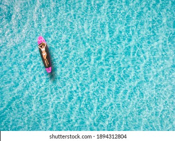 25,316 Bikini beach caribbean girl Images, Stock Photos & Vectors ...