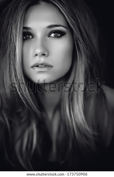 beautiful woman portrait black and white