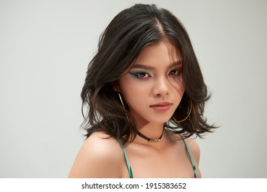 笑顔 女性 ポーズ Images Stock Photos Vectors Shutterstock