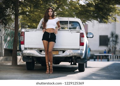 Young Pickup Girls