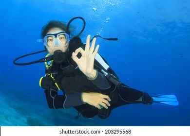 Beautiful Woman Scuba Diving