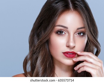 Beautiful Woman Skin Tanned Red Lips Stock Photo 635573714 | Shutterstock