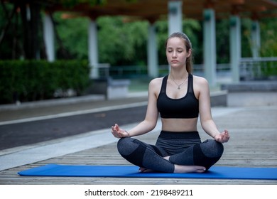 Yoga sit Legs folded