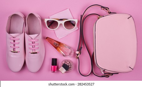 ピンク 小物 の写真素材 画像 写真 Shutterstock