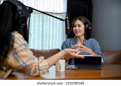 5,183 Asian Podcast Images, Stock Photos & Vectors | Shutterstock