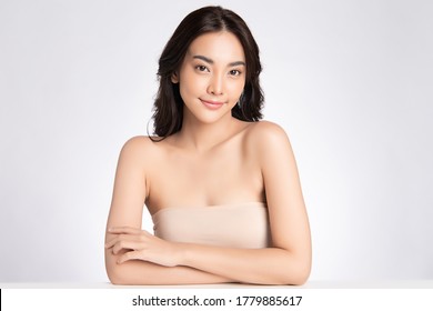 Beautiful Young asian Woman with Clean Fresh Skin, on white background, Face care, Facial treatment, Cosmetology, beauty and spa, Asian women portrait,