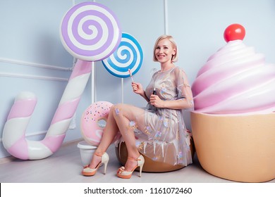 Barbie Make Up Images Stock Photos Vectors Shutterstock