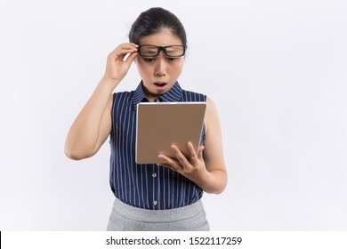 Beautiful Young Business Woman With Ipad On White Background