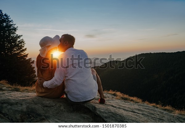 Beautiful Young Couple Enjoying Nature Mountain Stock Photo 1501870385 ...