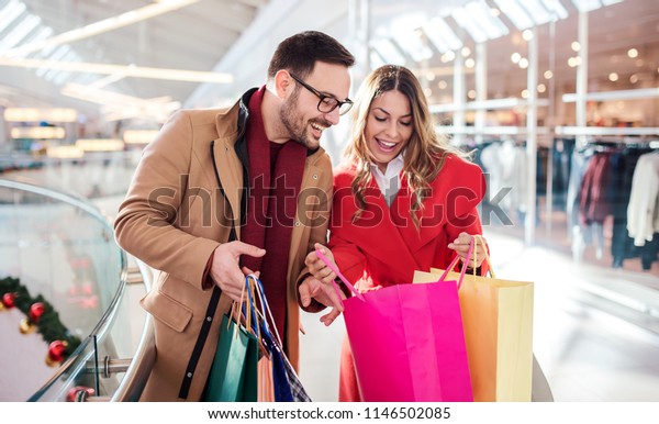 shopping dating fun