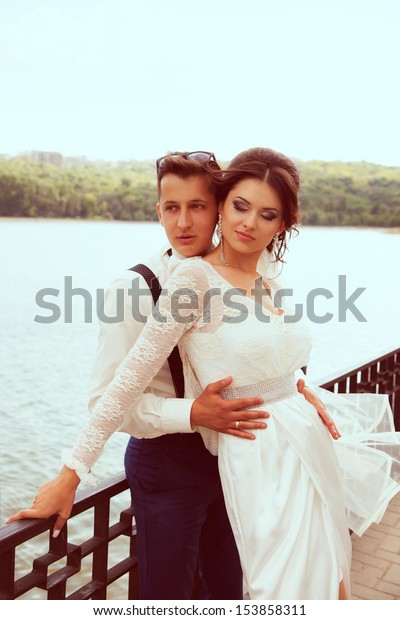 beautiful\
young couple,unusual wedding photos with\
humor