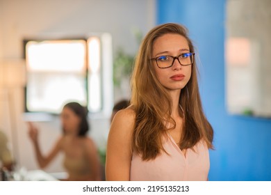 Beautiful And Young Female Boss Is Posing For The Compnay Pictures