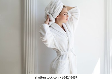  Beautiful young healthy woman relaxing in a robe, picture of beautiful woman beautiful woman in spa salon