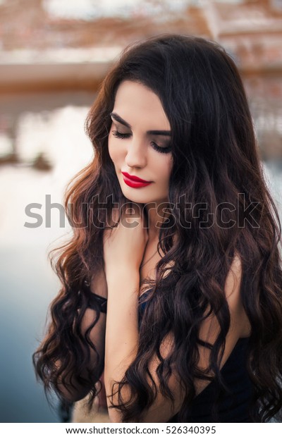 Beautiful Young Woman Closed Eyes Long Stockfoto Jetzt