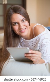 Beautiful Young Woman With Ipad