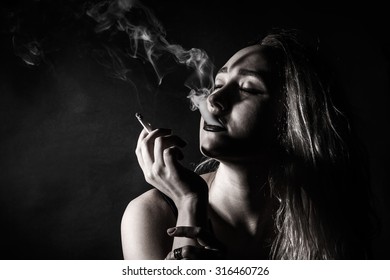 648 Young girl sad smoking black white Stock Photos, Images ...